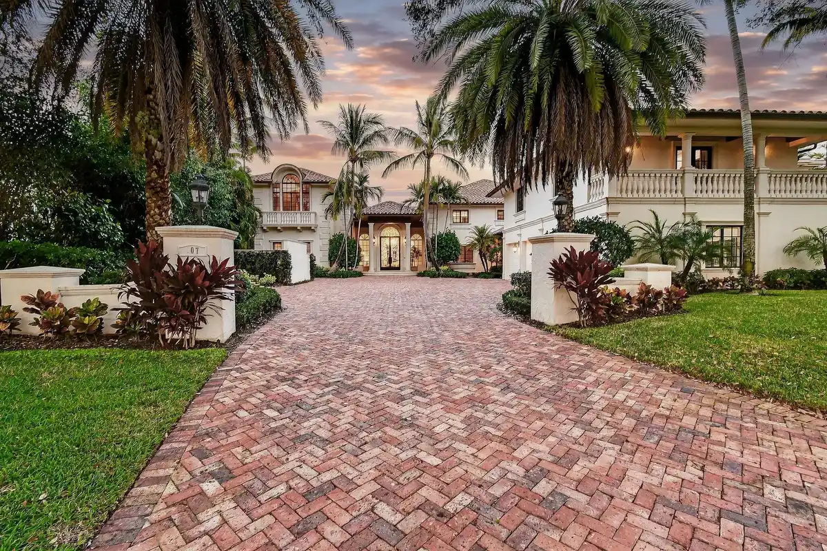 107 Schooner Ln, Jupiter: photo 1 of 101