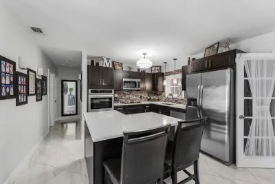 517 Ibis Dr, Delray Beach: photo 1 of 25