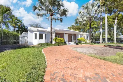 4404 Alhambra Cir, Coral Gables: photo 1 of 33