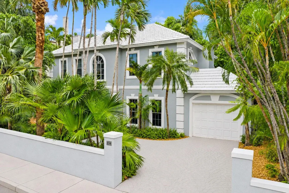 234 Park Ave, Palm Beach: photo 1 of 18