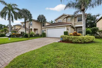 7890 Jewelwood Dr, Boynton Beach: photo 1 of 56