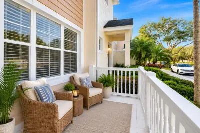 826 Dakota Dr #102, Jupiter: photo 1 of 36