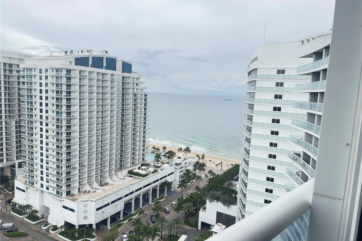 3101 Bayshore Dr #2202, Fort Lauderdale: photo 1 of 27