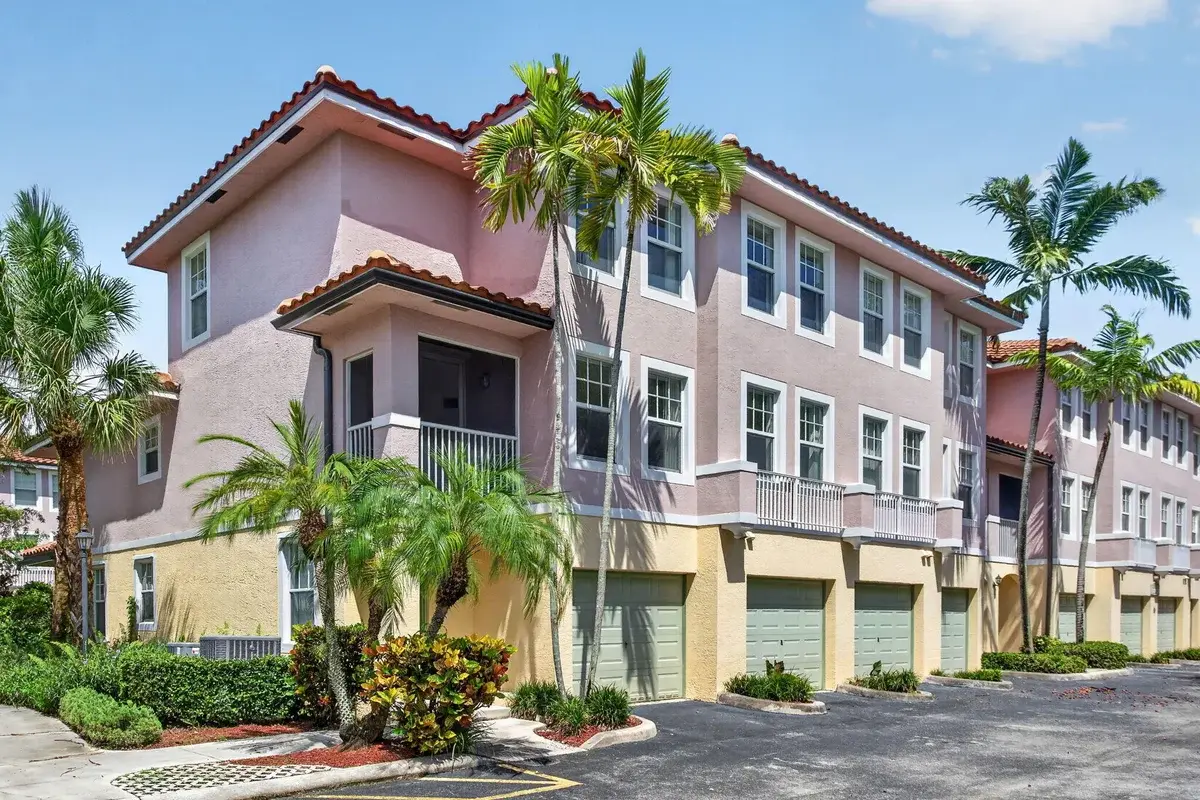 6380 W Sample Rd, Coral Springs: photo 1 of 35