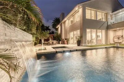 524 Poinciana Dr, Fort Lauderdale: photo 1 of 33