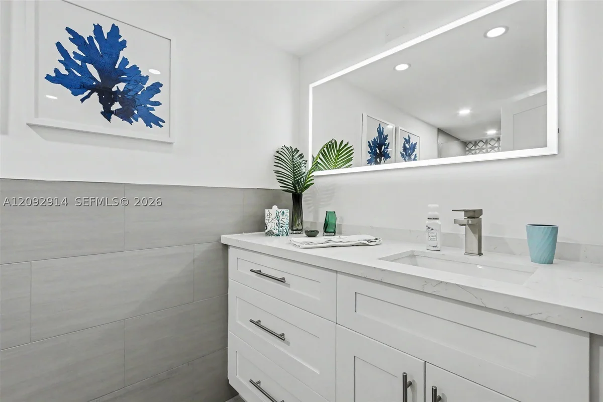 1201 S Ocean Dr #216N, Hollywood: photo 1 of 47