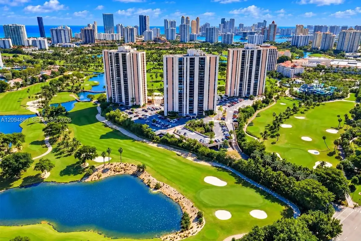 20301 W Country Club Dr #1025, Aventura: photo 1 of 20