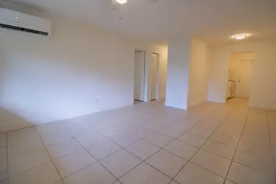 1831 Park Ln #3, Fort Lauderdale: photo 1 of 13