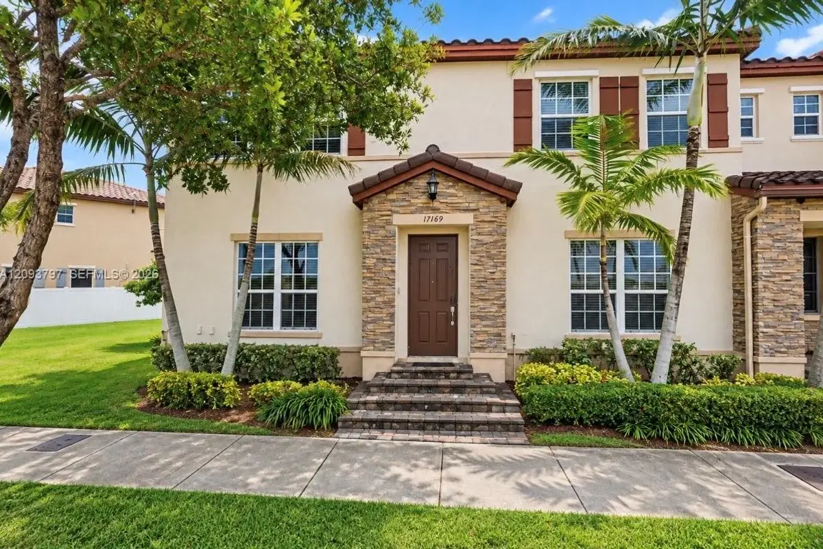 17169 SW 96th St, Miami: photo 1 of 1