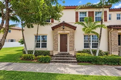 17169 SW 96th St, Miami: photo 1 of 1