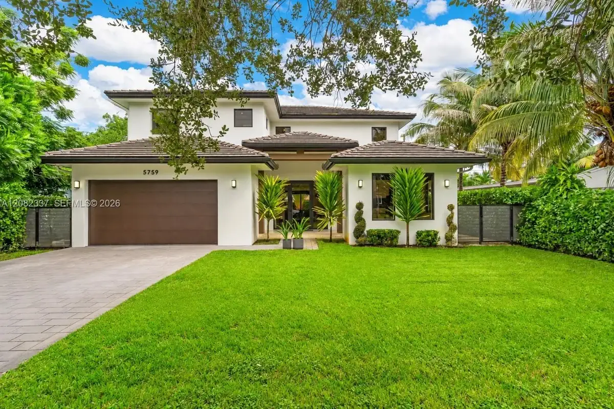 5759 SW 42nd St, Miami: photo 1 of 54