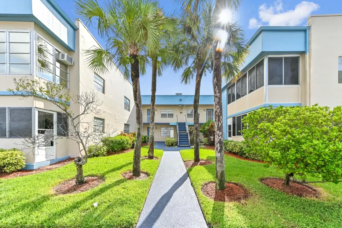 426 Burgundy I, Delray Beach: photo 1 of 25