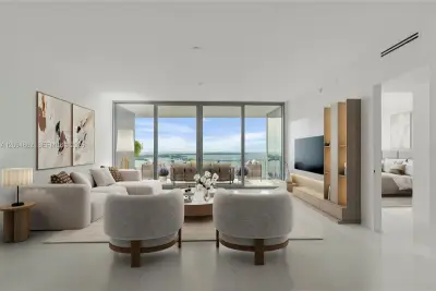 300 Biscayne Blvd Way #4203, Miami: photo 1 of 53