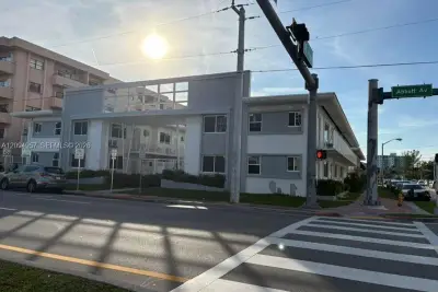 6896 Abbott Ave #3B, Miami Beach: photo 1 of 1