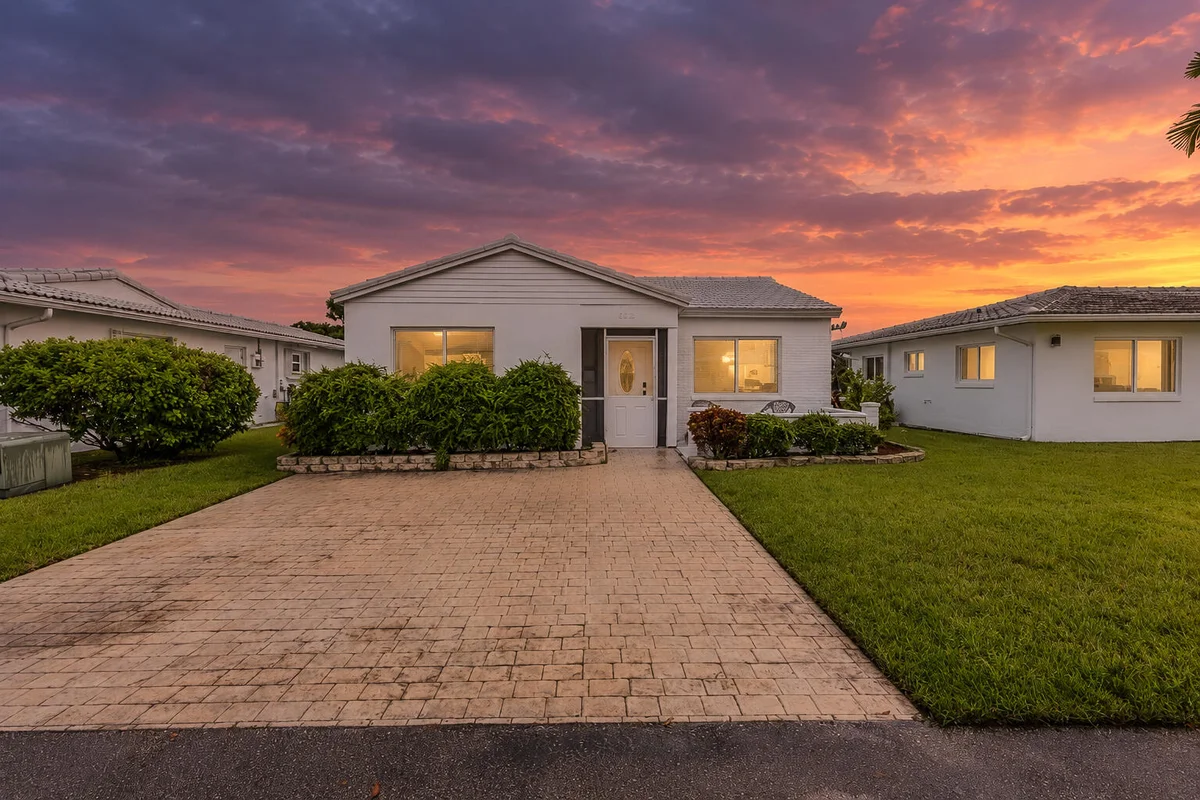 8500 NW 59th St, Tamarac: photo 1 of 3