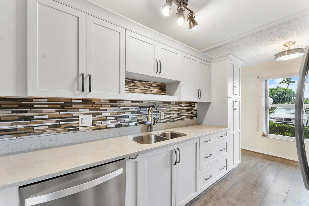 1160 Mahogany Way #103, Delray Beach: photo 1 of 25