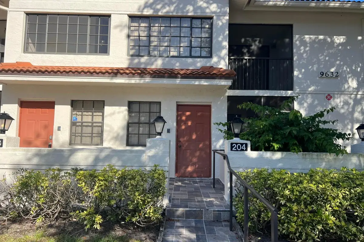 9632 Sills Dr E #204, Boynton Beach: photo 1 of 22