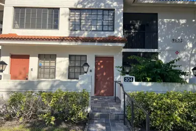 9632 Sills Dr E #204, Boynton Beach: photo 1 of 22