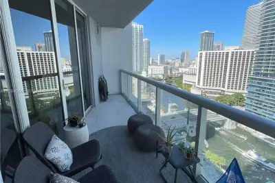 475 Brickell Ave #2114, Miami: photo 1 of 16