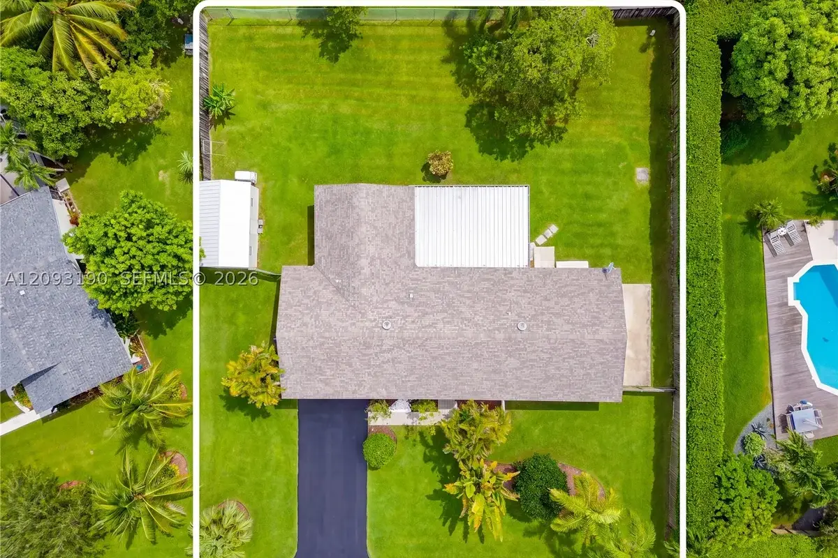 12635 SW 113th Ct, Miami: photo 1 of 30
