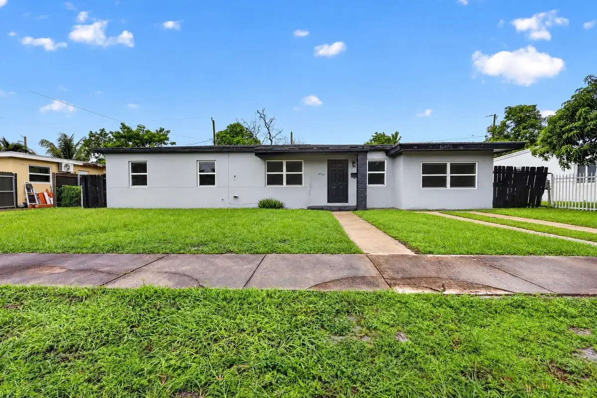 19320 NW 6th Ct, Miami Gardens: photo 1 of 46