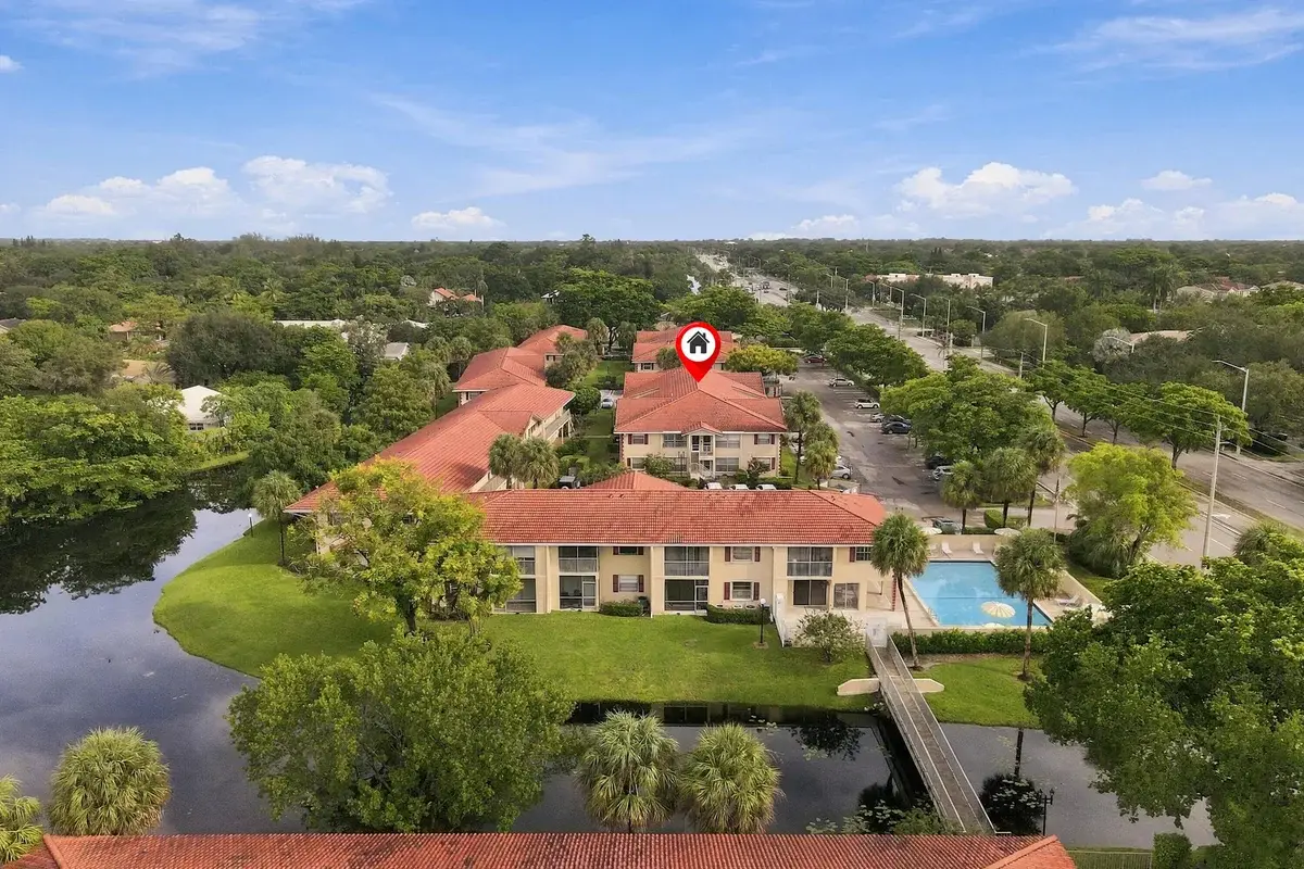 3668 N University Dr #D-7, Coral Springs: photo 1 of 26