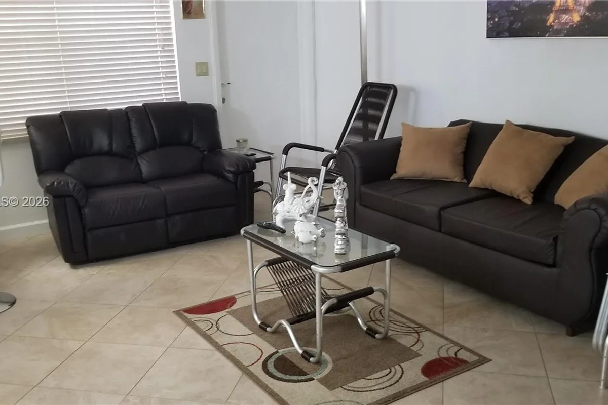 5300 Washington St #H233, Hollywood: photo 1 of 27