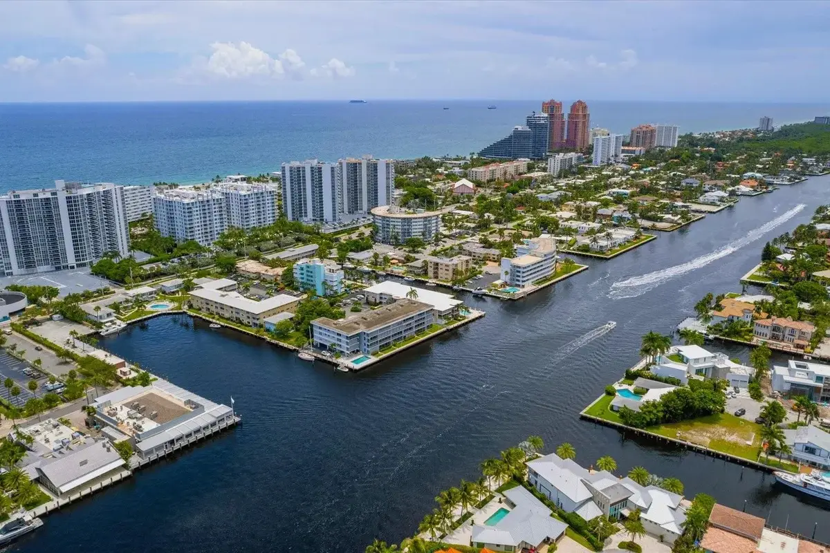 2841 N Ocean Blvd #301, Fort Lauderdale: photo 1 of 29