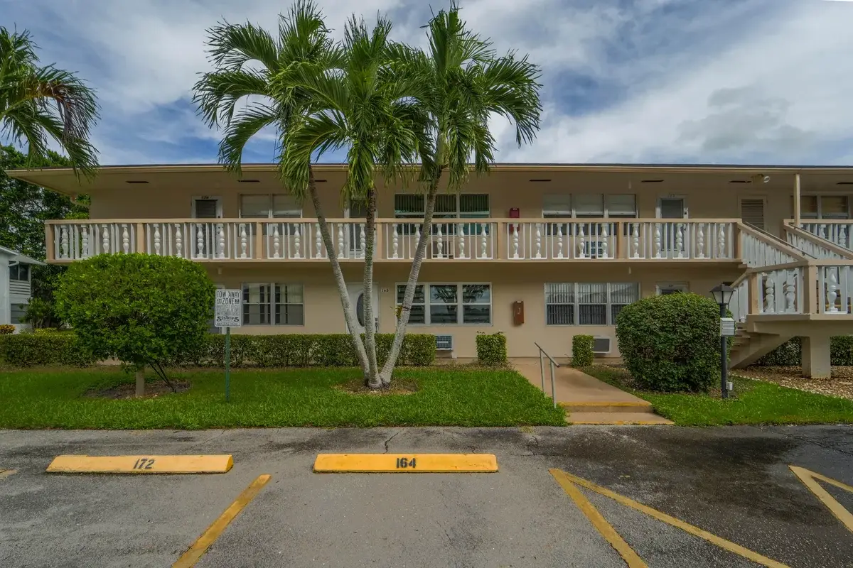 173 Kent J, West Palm Beach: photo 1 of 22