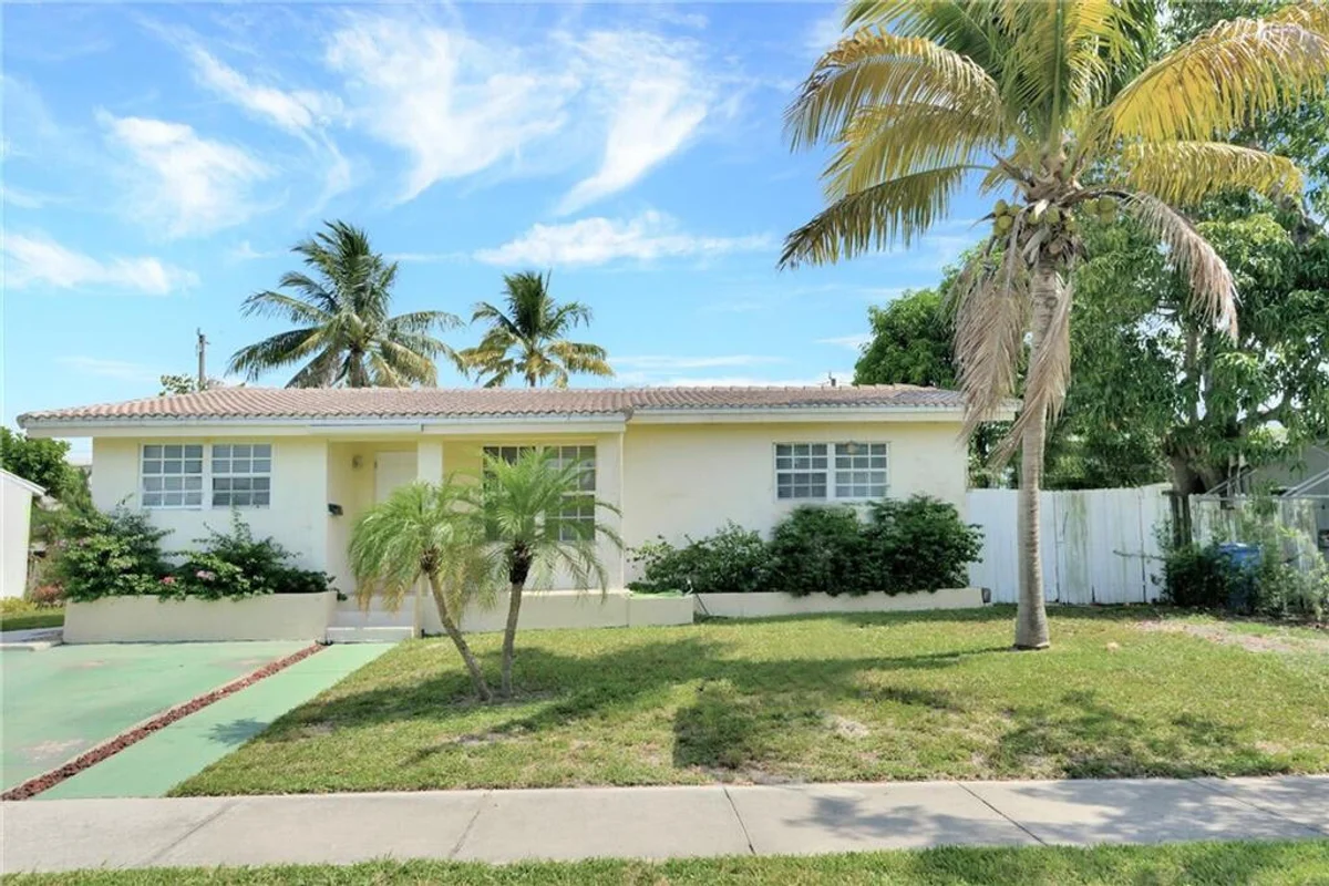 71 NE 56th Ct, Oakland Park: photo 1 of 9