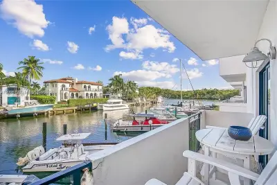 6901 Edgewater Dr #211, Coral Gables: photo 1 of 16