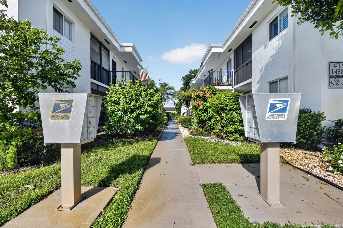 14881 Wedgefield Dr #103, Delray Beach: photo 1 of 95