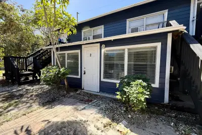 418 52nd St #2, West Palm Beach: photo 1 of 14