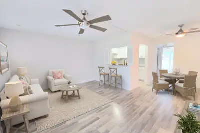 204 Canterbury I, West Palm Beach: photo 1 of 8