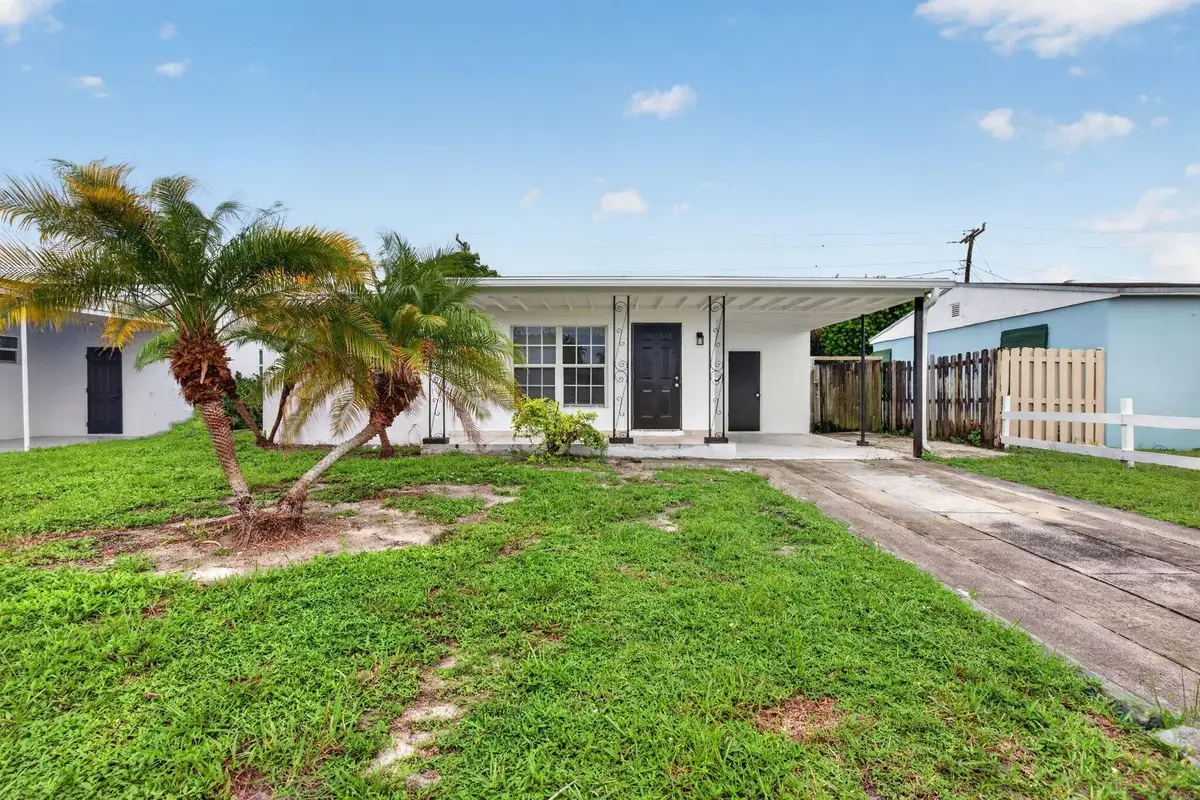 410 NW 52nd Ct, Oakland Park: photo 1 of 42