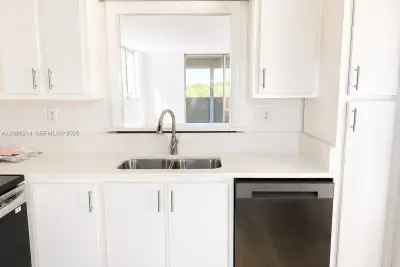 406 NW 68th Ave #526, Plantation: photo 1 of 14