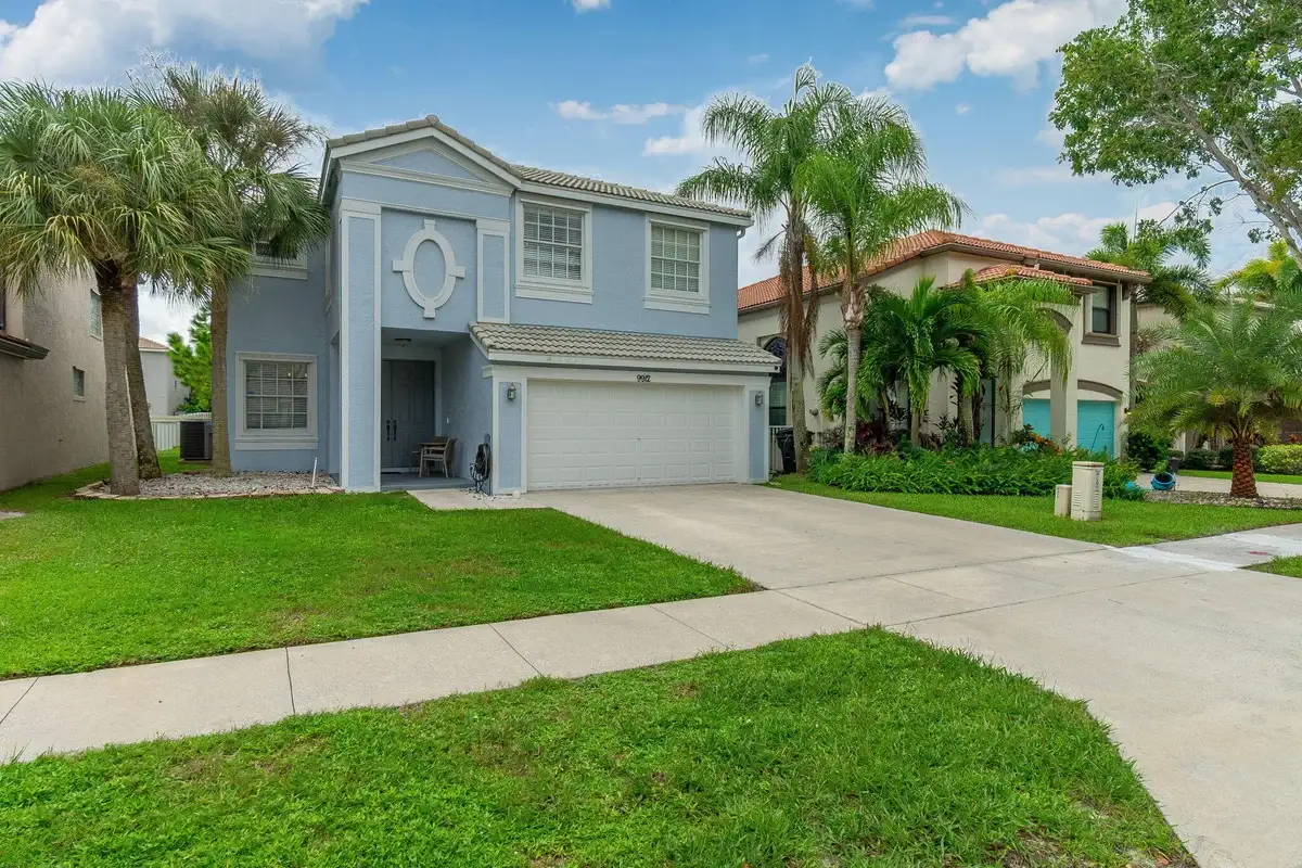 9912 Woodworth Ct, Wellington: photo 1 of 56
