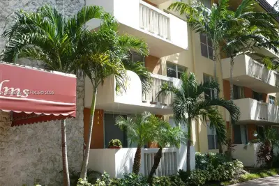 1800 Sans Souci Blvd #316, North Miami: photo 1 of 32