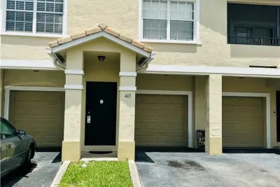 403 Belmont Ln, North Lauderdale: photo 1 of 13