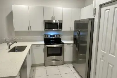 28585 SW 134th Ct, Homestead: photo 1 of 33
