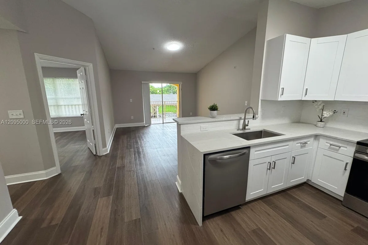 5580 NW 61st St #623, Coconut Creek: photo 1 of 36