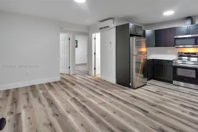 4037 SW 65th Ave #13, South Miami: photo 1 of 12