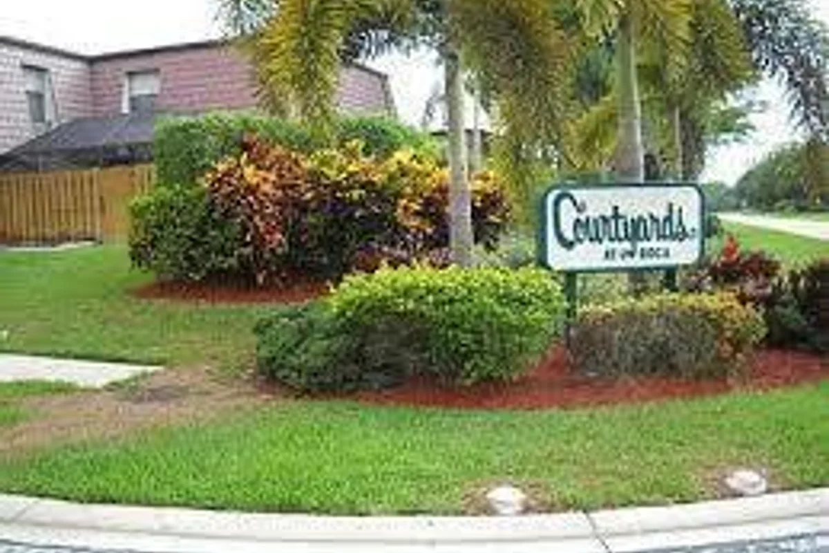 7697 Courtyard Run W, Boca Raton: photo 1 of 23