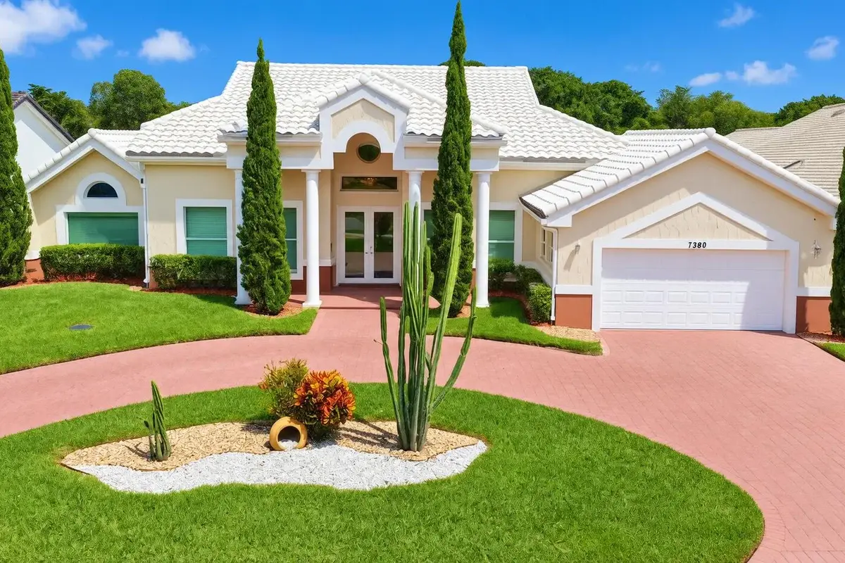 7360 NW 83rd Ave, Tamarac: photo 1 of 22