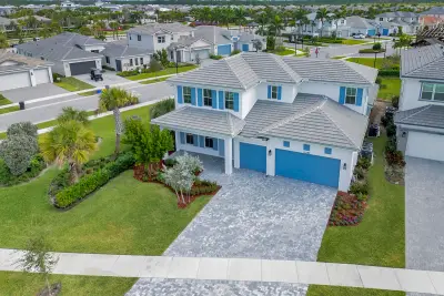 12289 Waterstone Cir, Palm Beach Gardens: photo 1 of 35