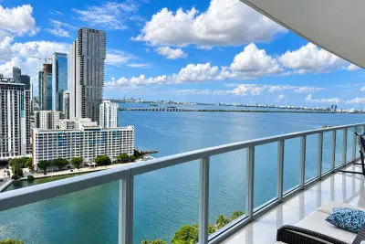 1900 N Bayshore Dr #2604, Miami: photo 1 of 47