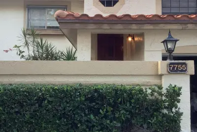 7755 La Mirada Dr #31cr, Boca Raton: photo 1 of 18