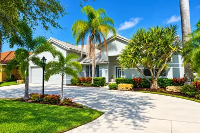 492 NW 162nd Ave NW, Pembroke Pines: photo 1 of 7