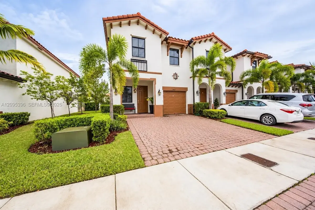 8837 NW 102nd Ct, Doral: photo 1 of 29