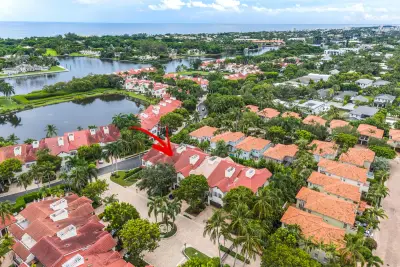 828 Estuary Way, Delray Beach: photo 1 of 40